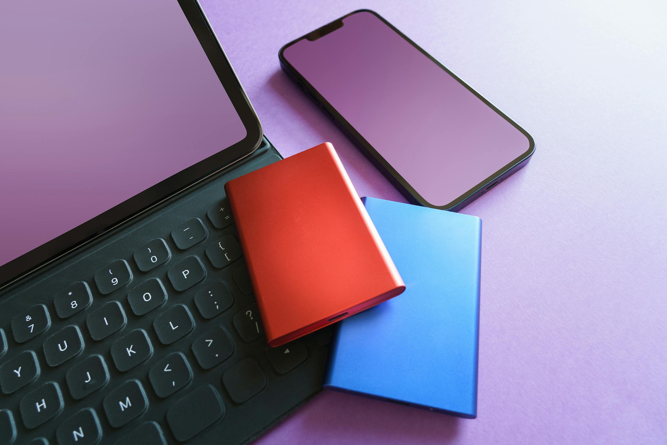 SSD and storage devices used in data recovery work